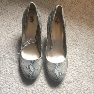 Mossimo Heels Brand new